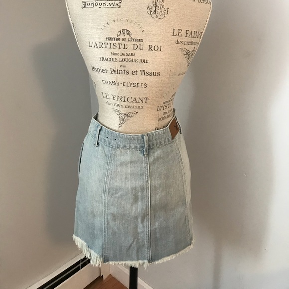American Eagle Denim skirt - Picture 2 of 3